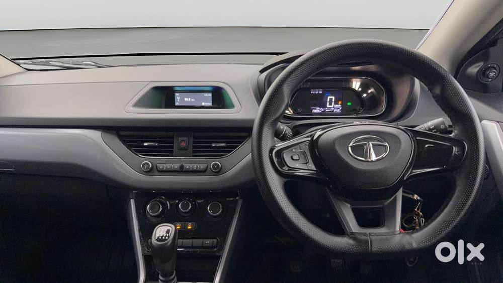 Tata Nexon 1.2 Revotron Xm (s), 2023, Petrol