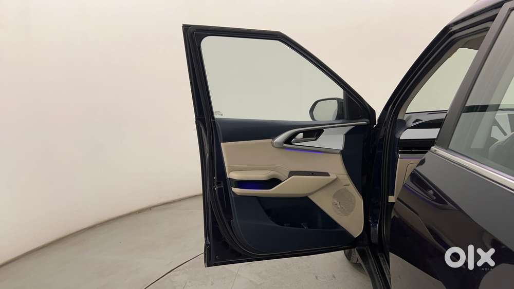 Kia Carens 1.5 Luxury Plus Diesel At 6 Str, 2023, Diesel