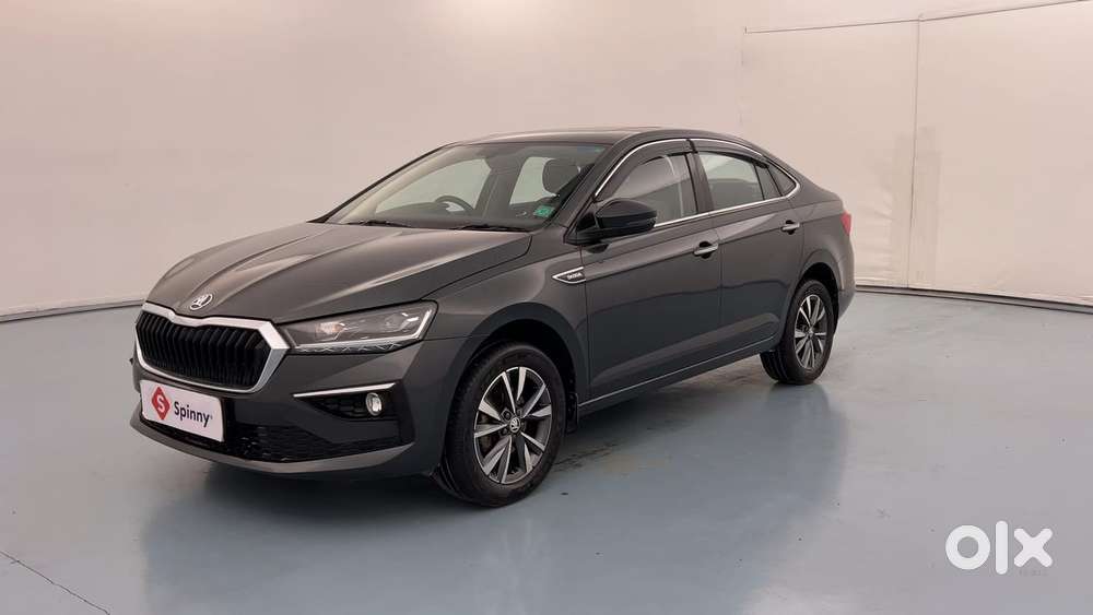 Skoda Slavia Style 1.0l Tsi At, 2023, Petrol