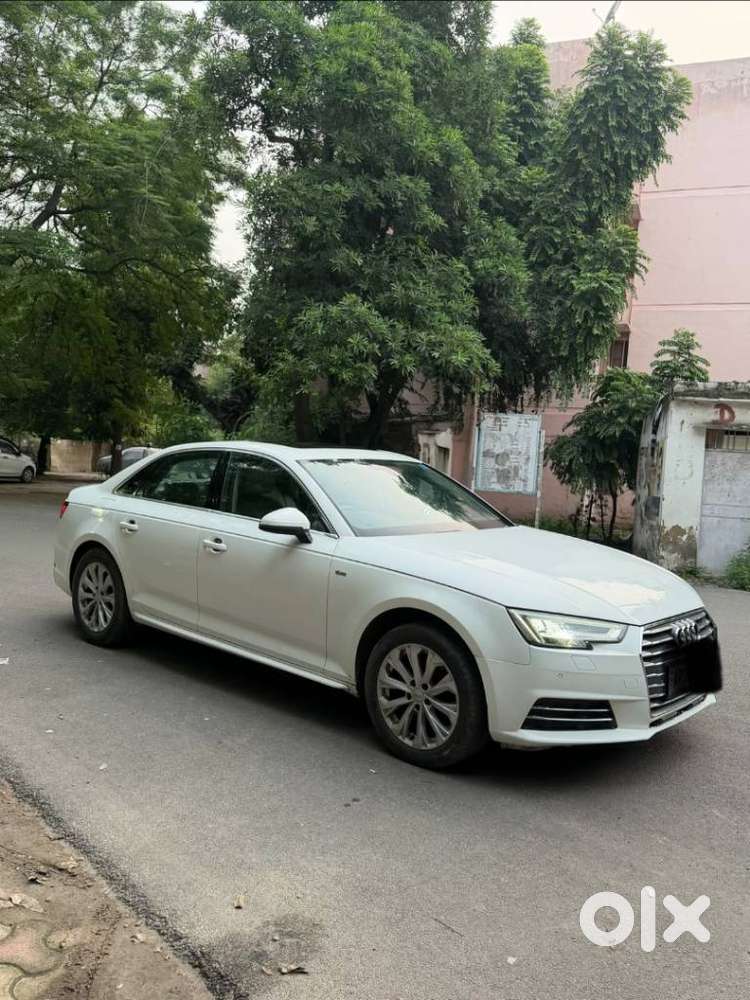 Audi A4 35 Tfsi Premium + Sunroof, 2020, Petrol