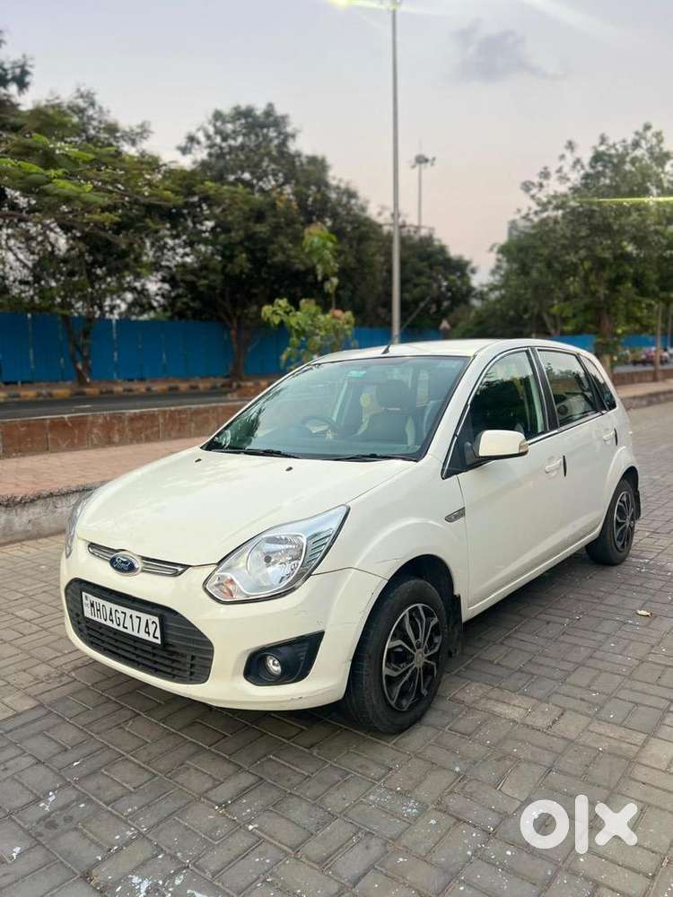 Ford Figo Petrol Car 2015