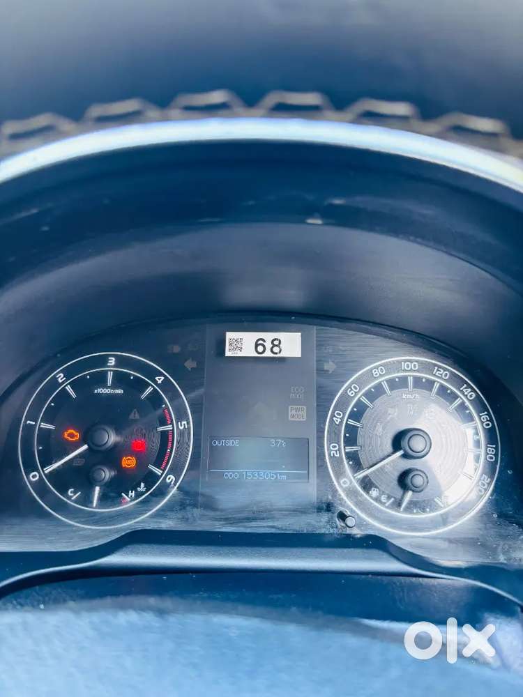 Toyota Innova Crysta 2.4 V Diesel 2017