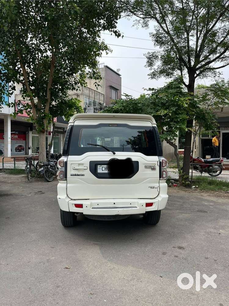 Mahindra Scorpio Classic Diesel 2015