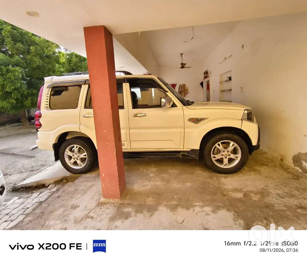 Mahindra Scorpio S10 2014