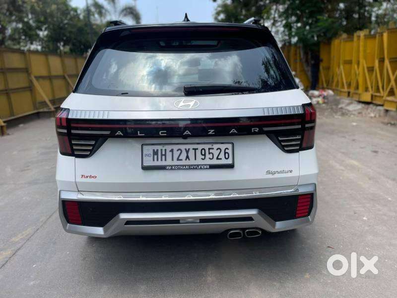 Hyundai Alcazar Signature 1.5 Petrol Dct 6str, 2025, Petrol