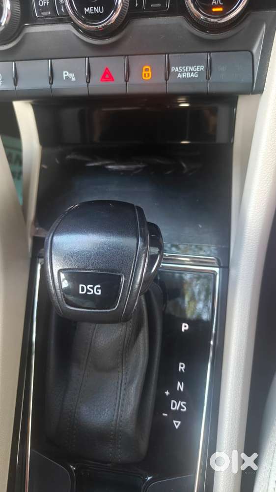 Skoda Karoq 1.5 Style At, 2021, Petrol