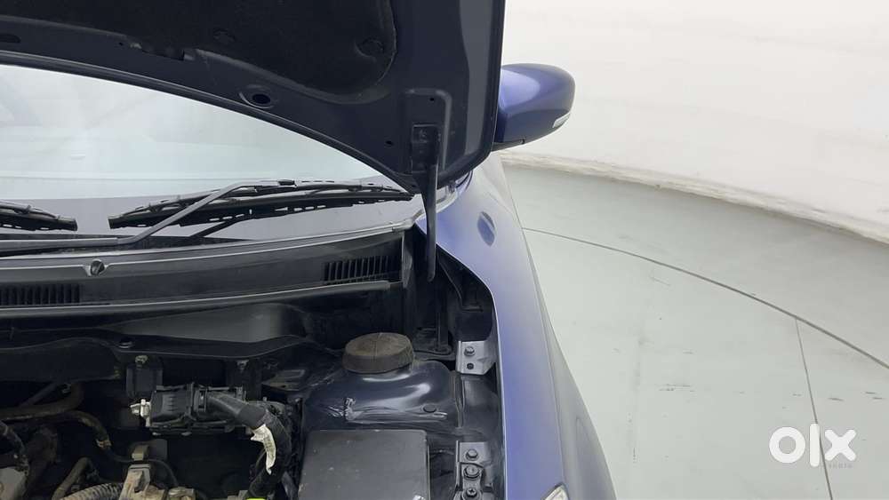 Maruti Suzuki Dzire Zxi Ags, 2022, Petrol