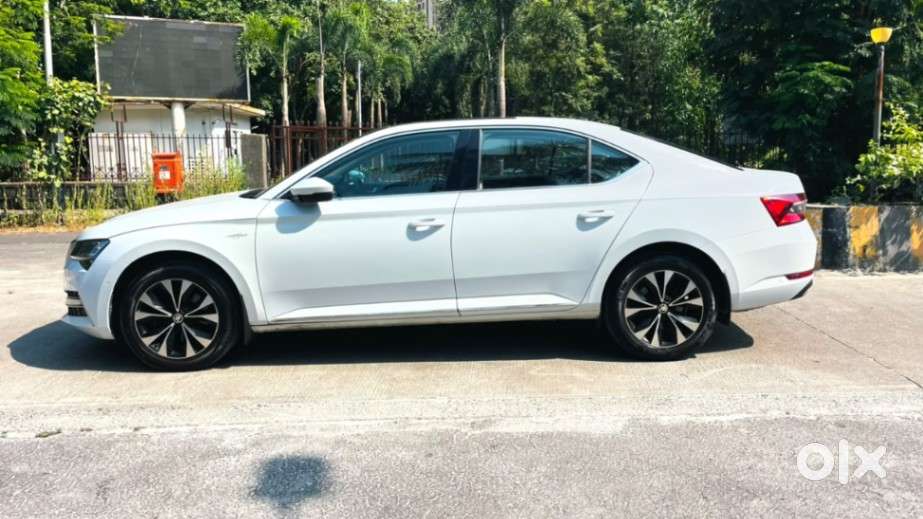 Skoda Superb 2.0 L&k Tsi At, 2021, Petrol
