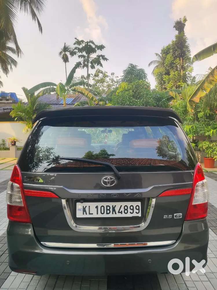 Toyota Innova 2015 Diesel Well Maintained
