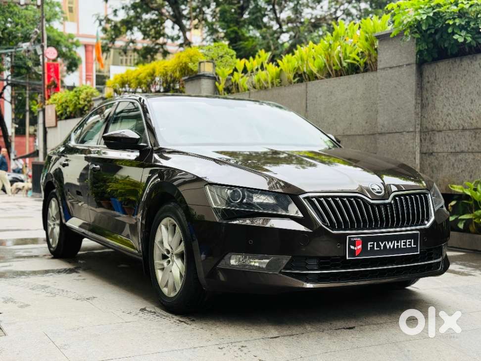 Skoda Superb 2.0 L&k Tsi At, 2019, Petrol