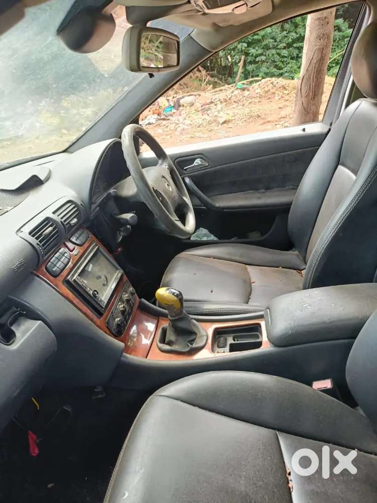 Elegance Mercedes C-class 2002 Second Owner