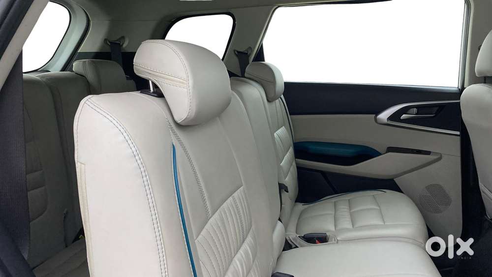 Kia Carens 1.4 Prestige 7 Str, 2023, Petrol