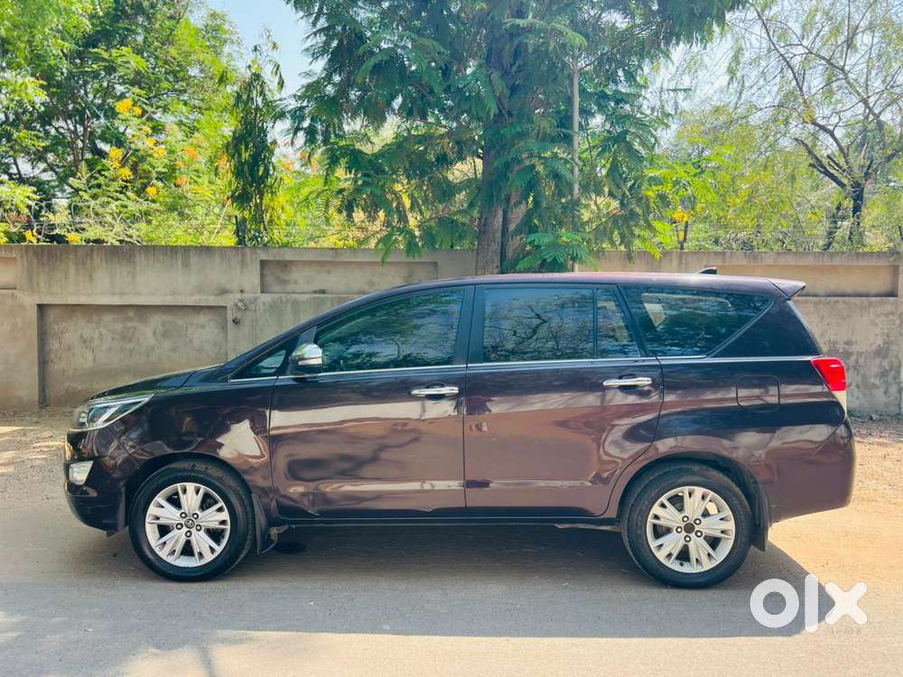 Toyota Innova Crysta