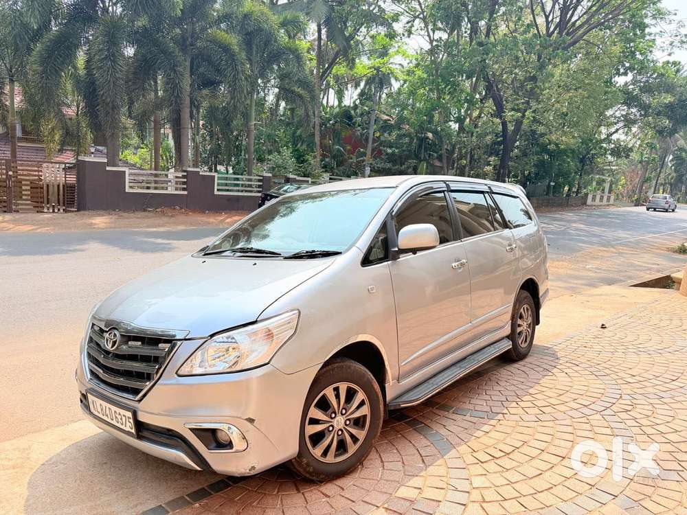 Toyota Innova 2.5 Gx 8 Seater Limited Edition, 2016, Diesel