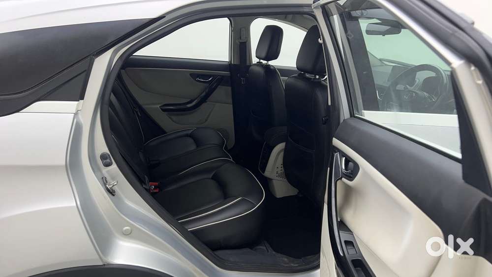 Tata Nexon 1.5 Revotorq Xza Plus S Amt, 2021, Petrol