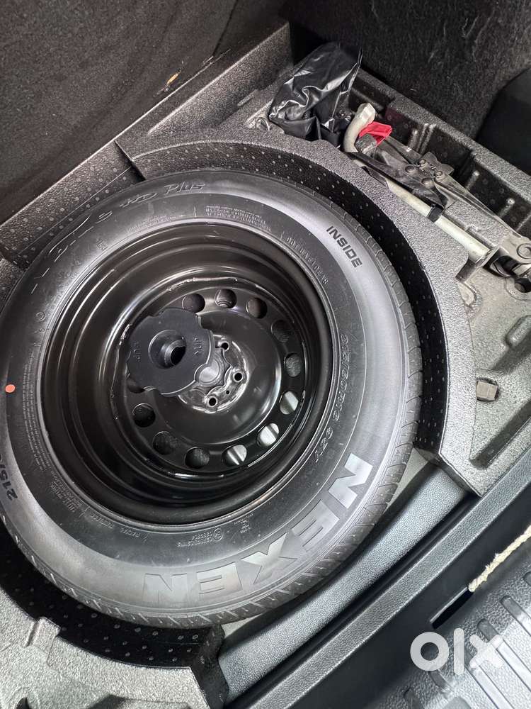 Skoda Karoq 1.5 Style At, 2020, Petrol