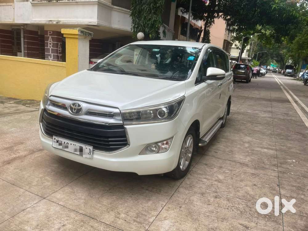 Toyota Innova Crysta 2.8z Automatic, 2016, Diesel