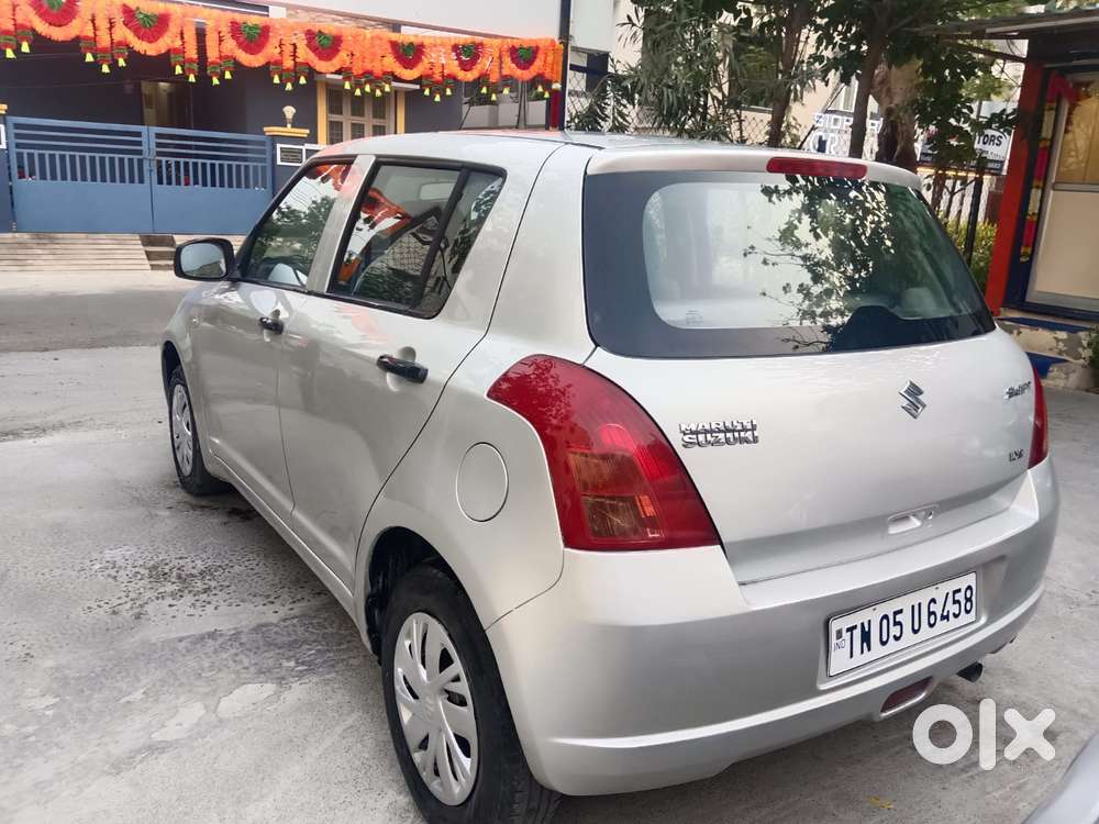 Maruti Suzuki Swift Vxi + Manual, 2007, Petrol
