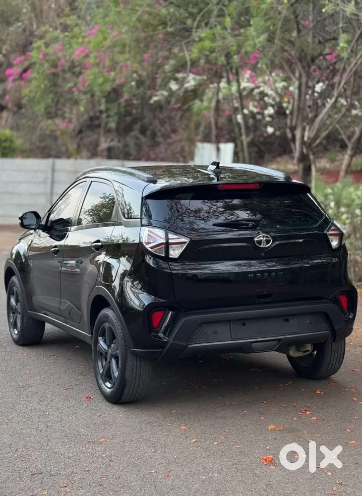 Tata Nexon 1.2 Revotron Xz Plus Hs Dark Edition, 2023, Petrol