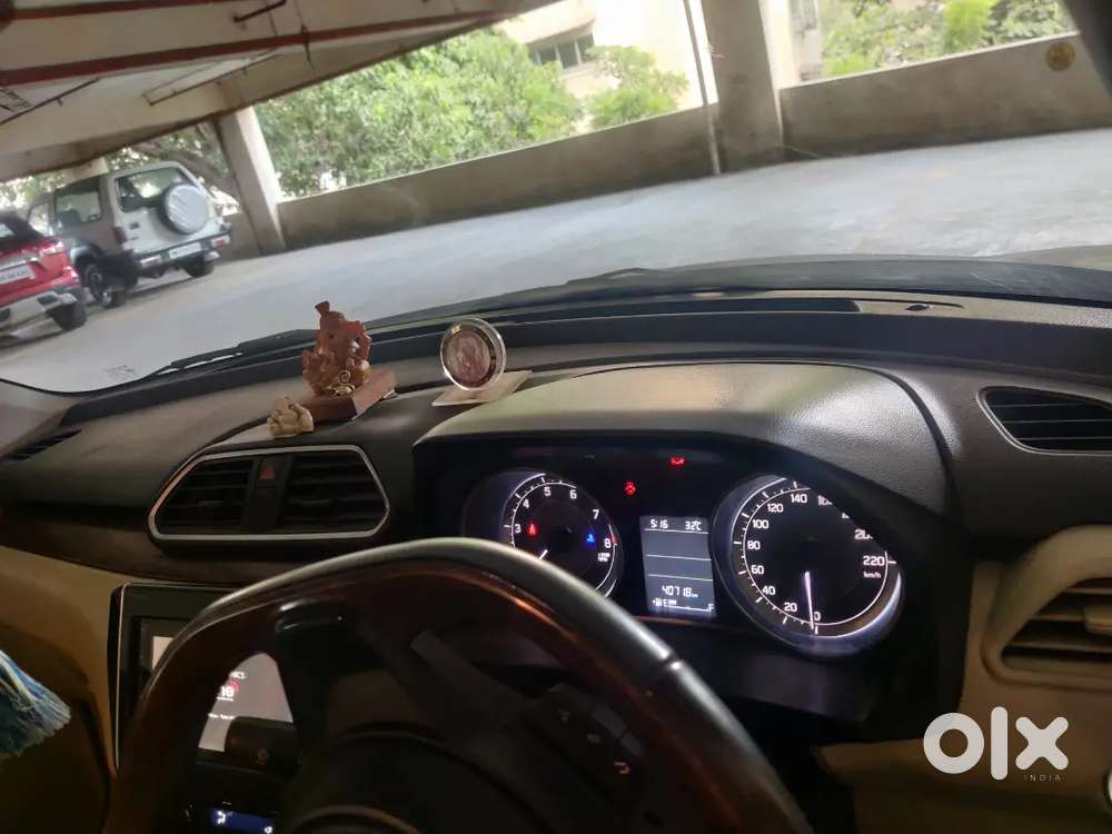 Maruti Suzuki Dzire 2017 Petrol 40768 Km Driven