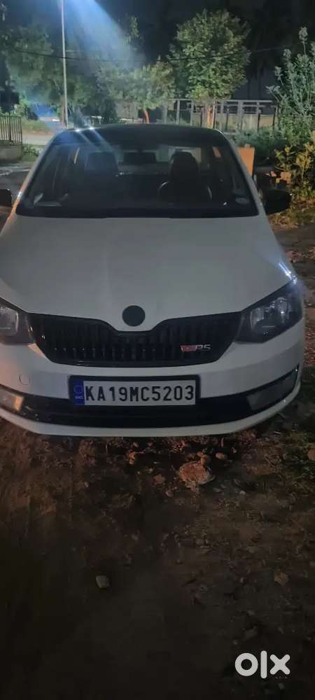 Skoda Rapid 2012 Diesel 120000 Km Driven