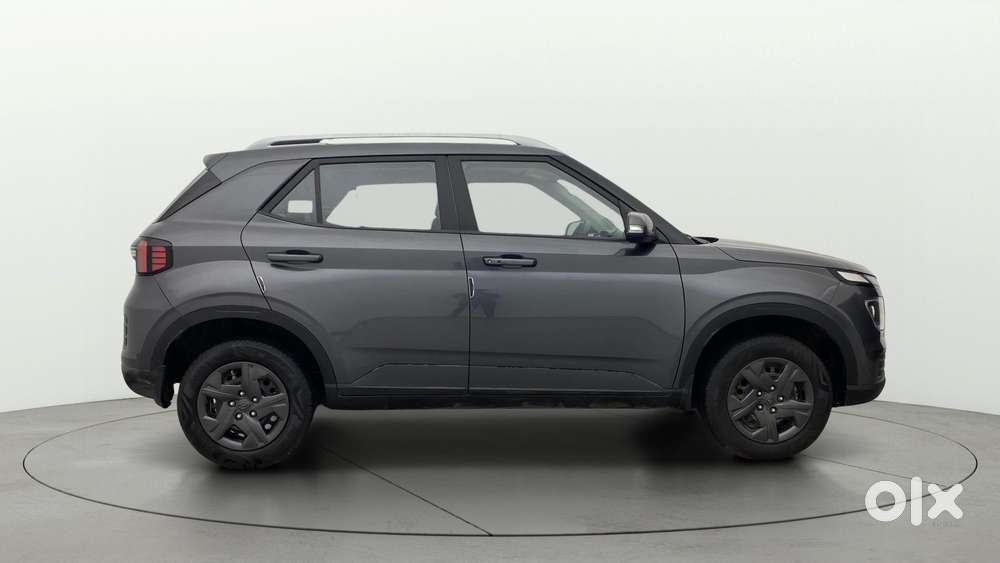 Hyundai Venue 1.2 S (o), 2025, Petrol