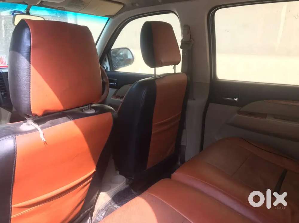 Ford Endeavour 3.0 Limited 2012