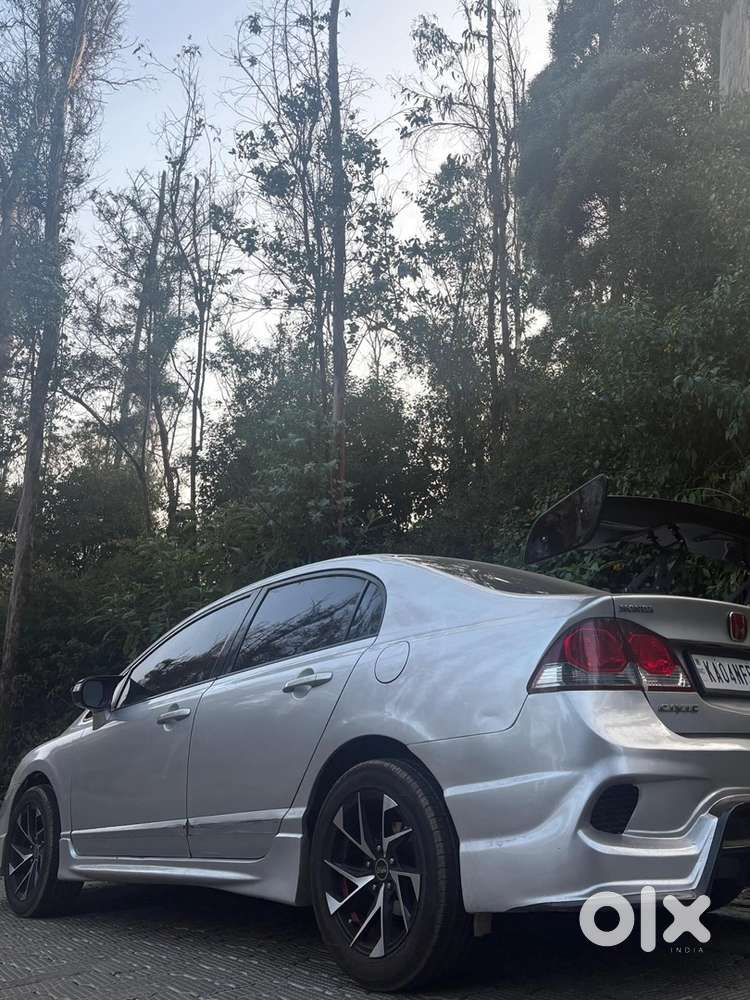 Honda Civic 1.8 – Modified Beast
