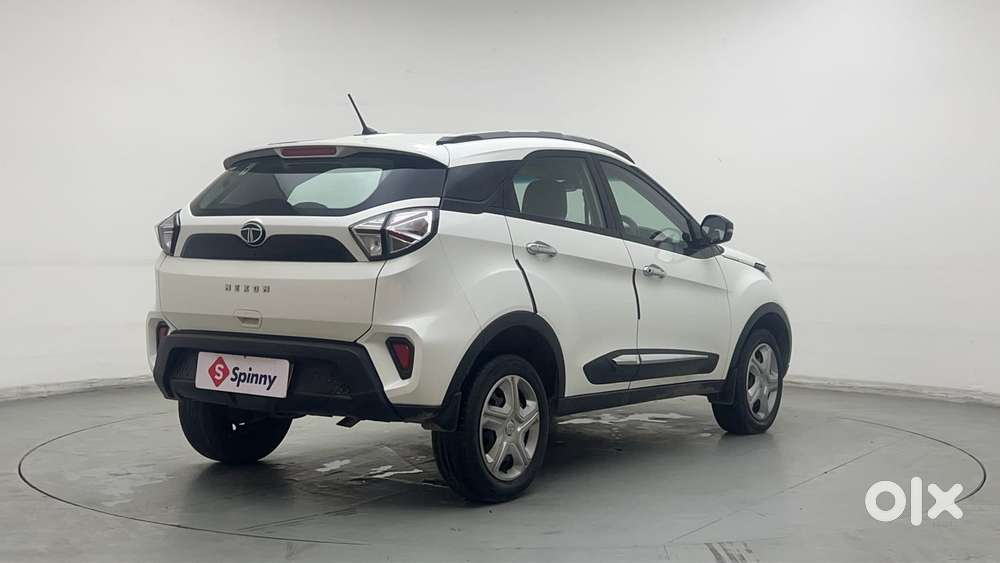 Tata Nexon 1.5 Revotorq Xm, 2023, Diesel