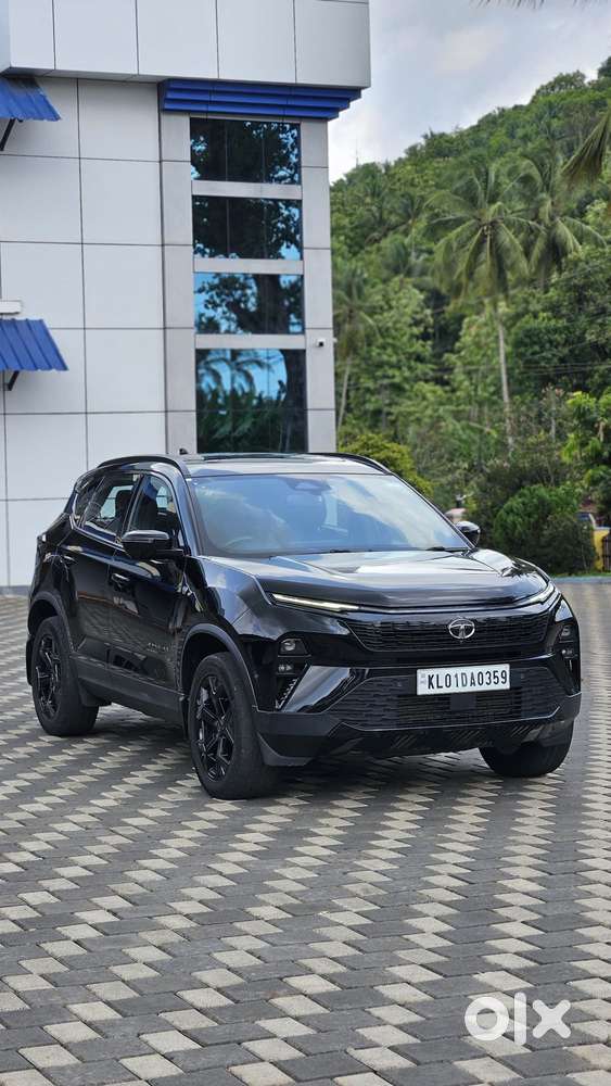 Tata Harrier Fearless Plus Dark Edition, 2023, Diesel