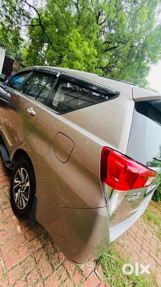 Toyota Innova Crysta 2.4 Gx Limited Edition 7 Str, 2021, Diesel