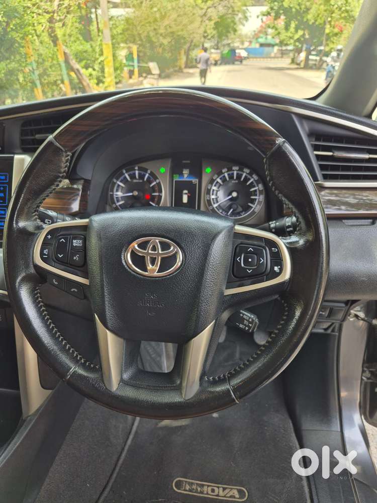 Toyota Innova Crysta 2.7 Zx At, 2017, Petrol