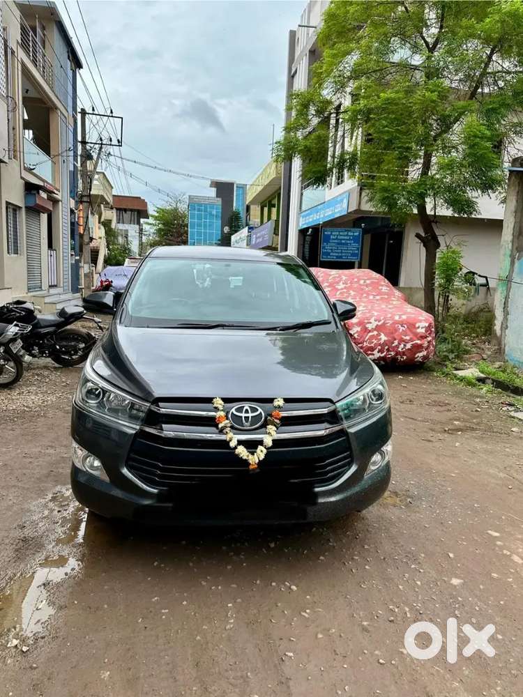 Toyota Innova Crysta 2017 Diesel 113000 Km Driven