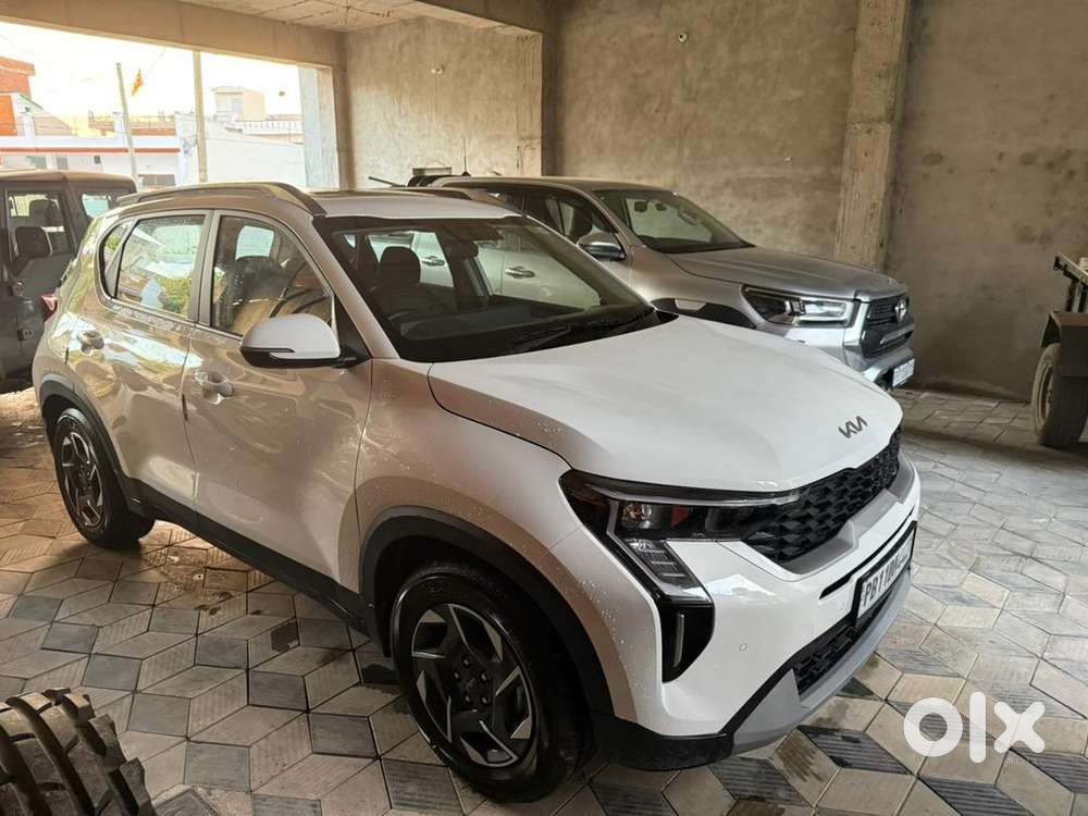 Kia Sonet 2025 Diesel 3965 Km Driven