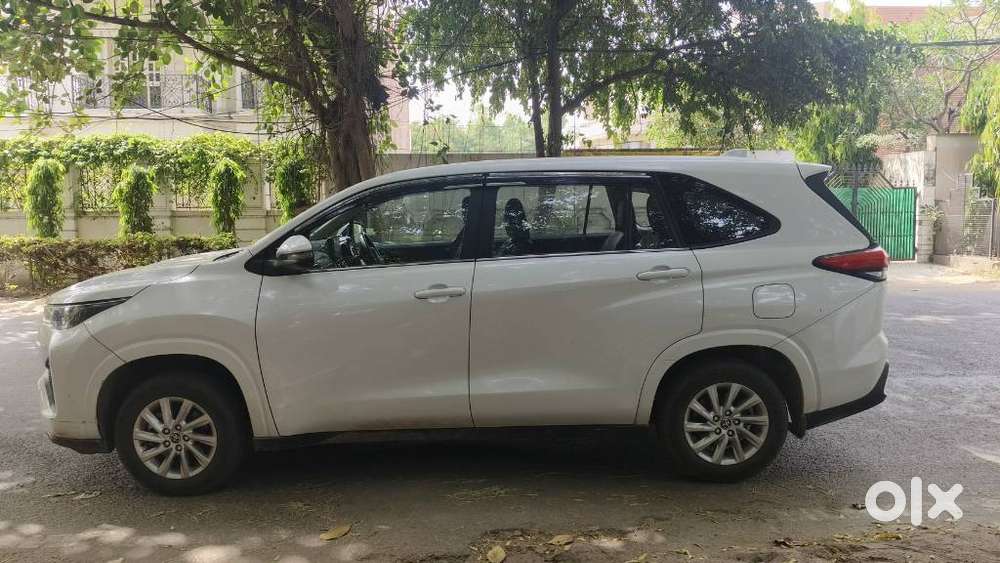 Toyota Innova Hycross 2.0 Gx 7 Str, 2025, Diesel