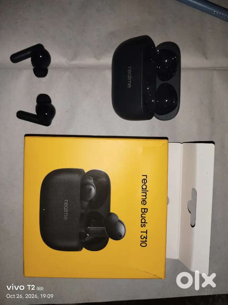Realme buds 310 best new condition just 2 days