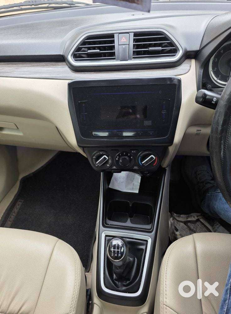 Maruti Suzuki Dzire 1.2 Vxi, 2022, Petrol