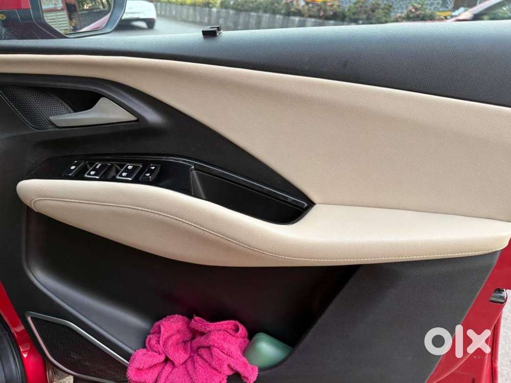 Mg Hector Sharp Pro 2.0 Turbo Diesel Mt Dual Tone, 2024, Diesel