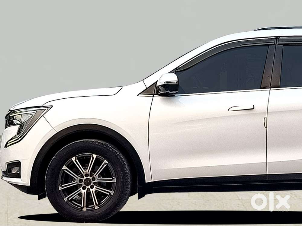 Mahindra Xuv700 2.0 Ax 7 Petrol At Luxury Pack Str, 2022, Petrol