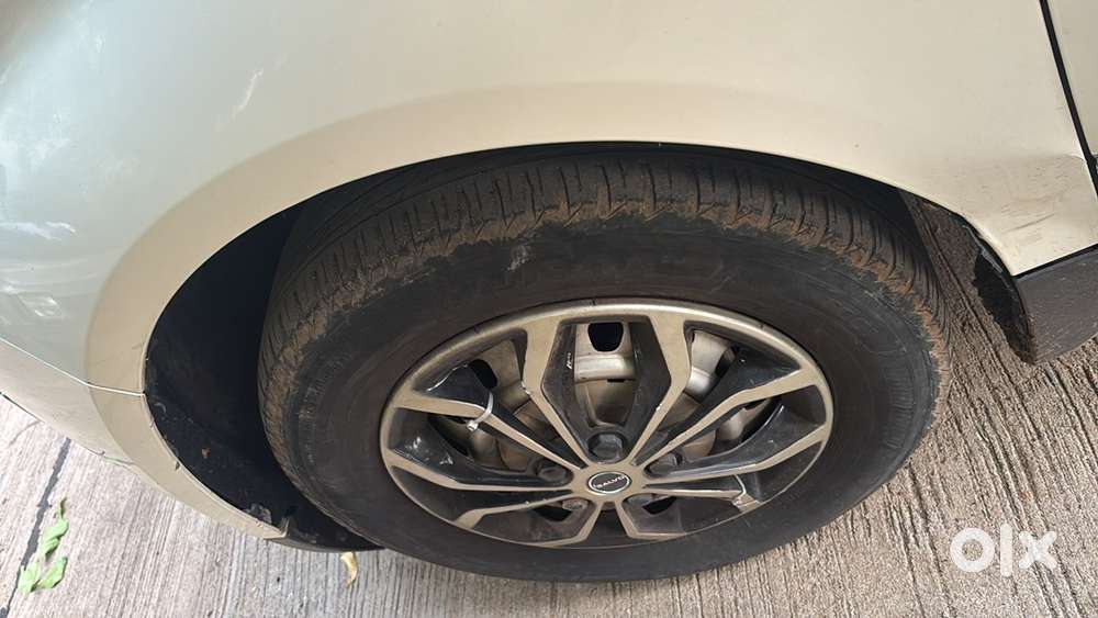 Mahindra Marazzo Diesel 2019