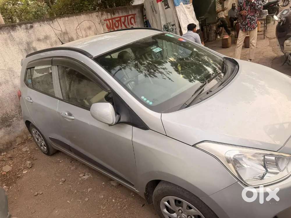 Hyundai Grand I10 2019 Petrol 33500 Km Driven