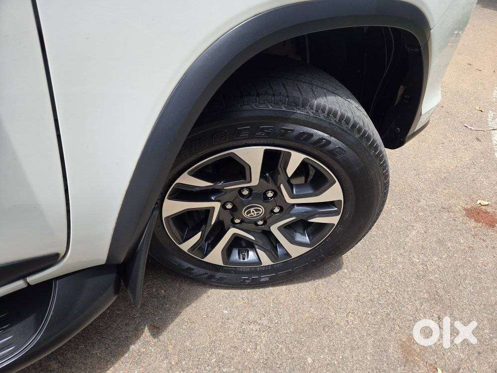 Toyota Fortuner Legender 4x4 At 2.8, 2023, Diesel