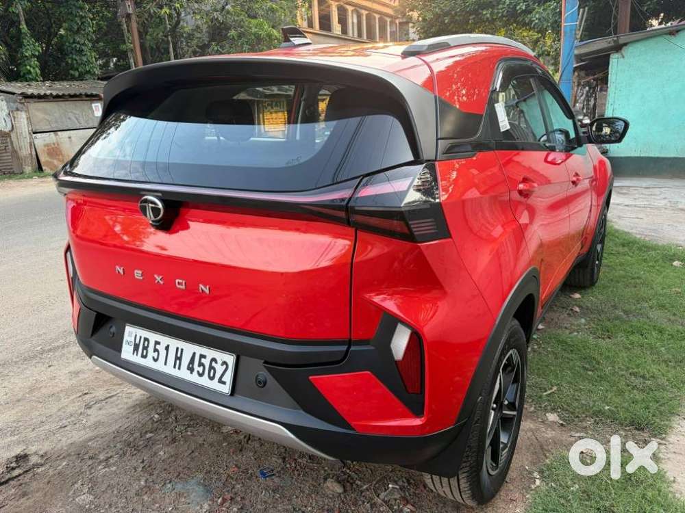 Tata Nexon Creative Plus S 1.2 Revotron Petrol 6 Mt, 2025, Petrol
