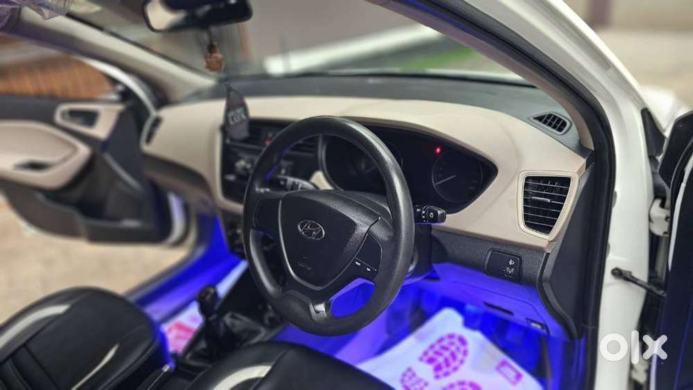 Hyundai I20 Petrol Era, 2016, Petrol