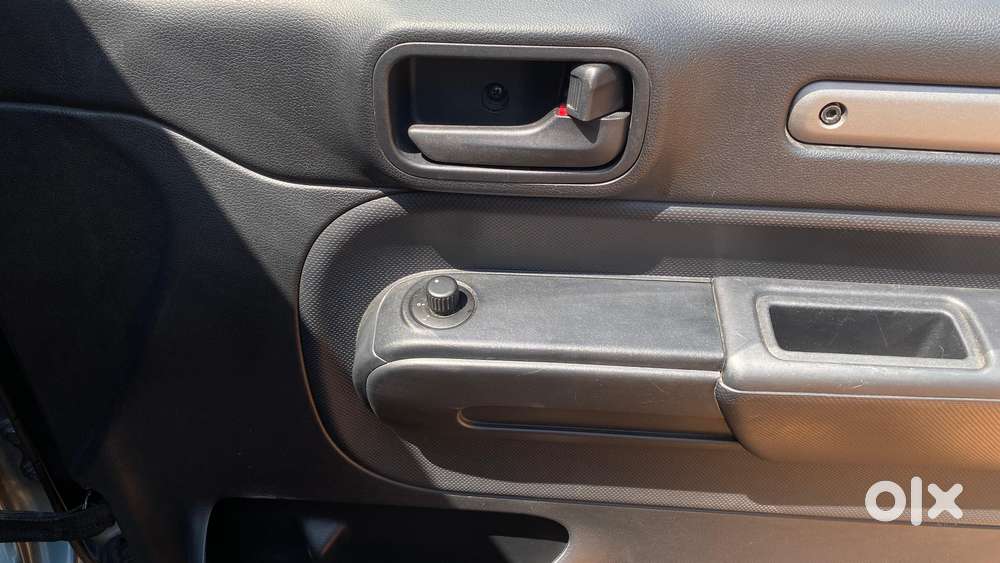 Mahindra Thar Lx Hard Top Petrol Mt 4wd, 2022, Petrol