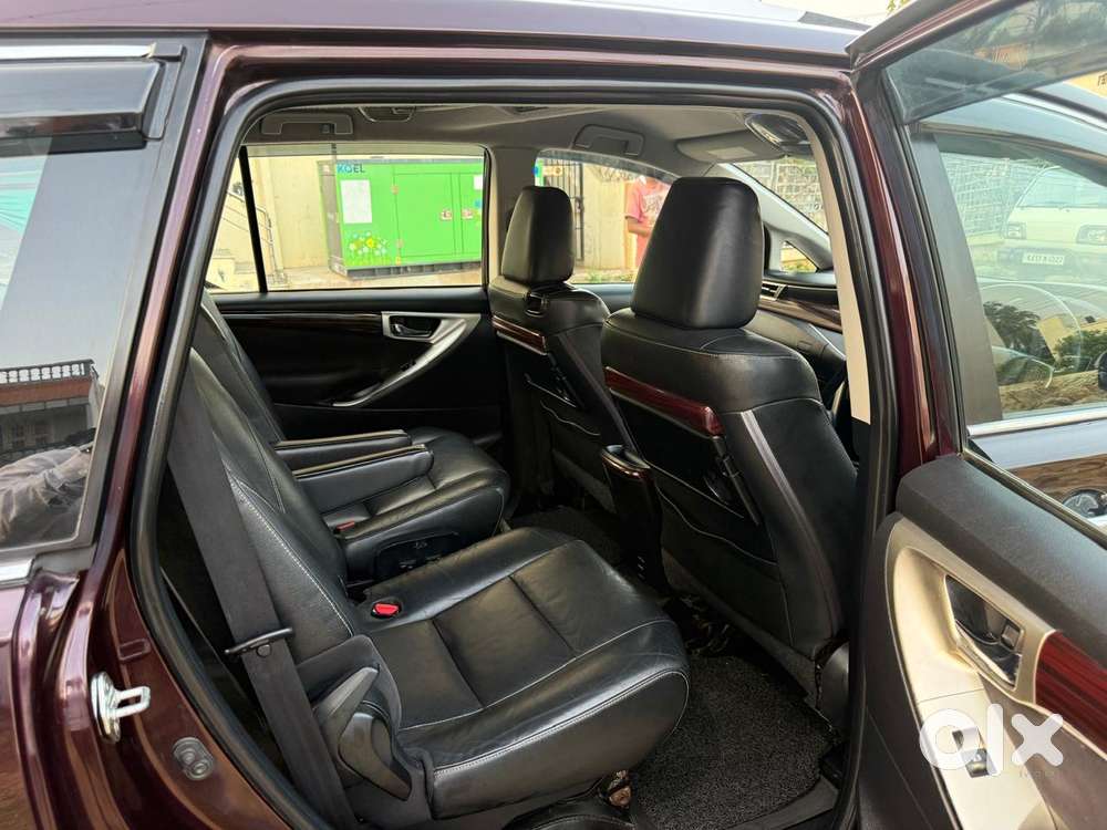 Toyota Innova Crysta 2.4 Z 7 Str, 2016, Diesel