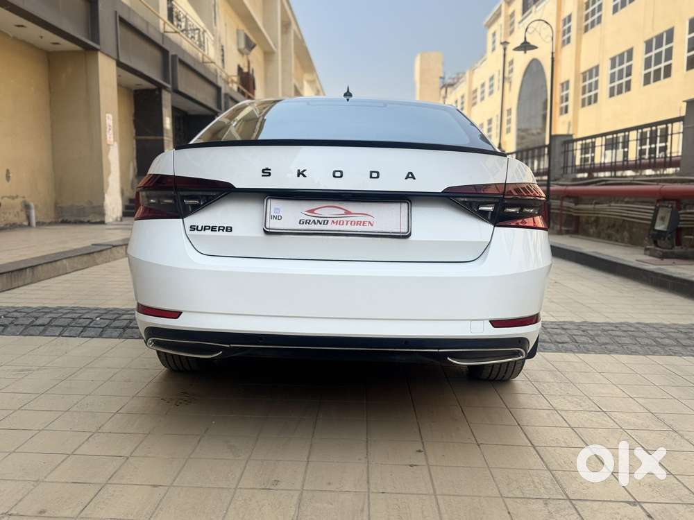 Skoda Superb Sportline 1.8 Tsi At, 2021, Petrol