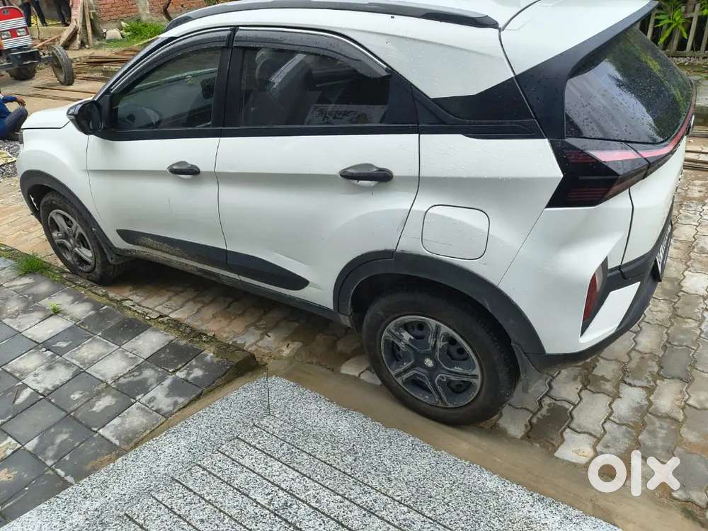 Tata Nexon Creative Diesel 2024