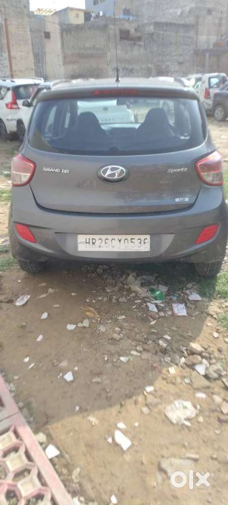 Hyundai Grand I10 Sportz, 2016, Petrol