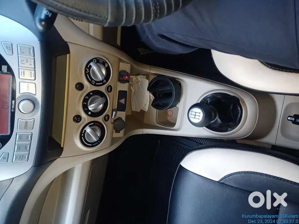 Maruti Suzuki Family Owned Car With First Owner Intact